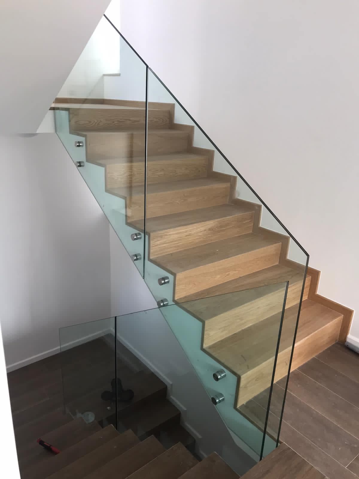 Spatiu Comercial Sticla